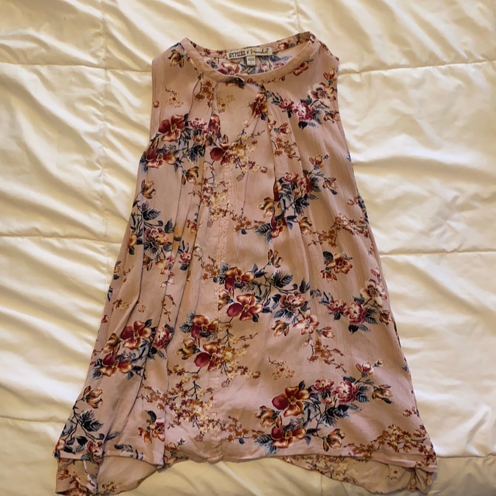 Light purple floral flowy shirt
